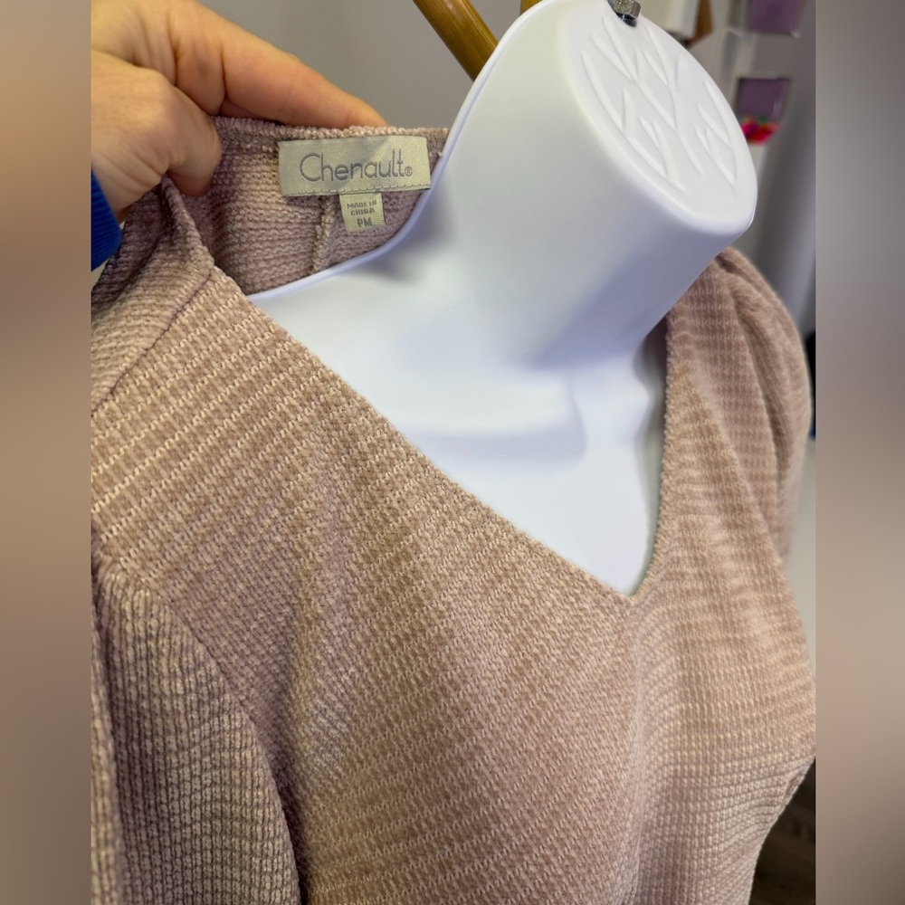 NWT Chenault V-Neck Chenille Textured Dress Light Pink/Nude Size Petite Medium - Picture 4 of 5